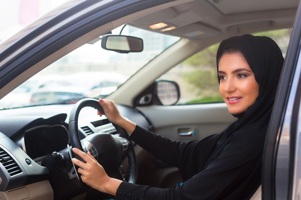 Can Women Drive in Dubai: What You Need to Know