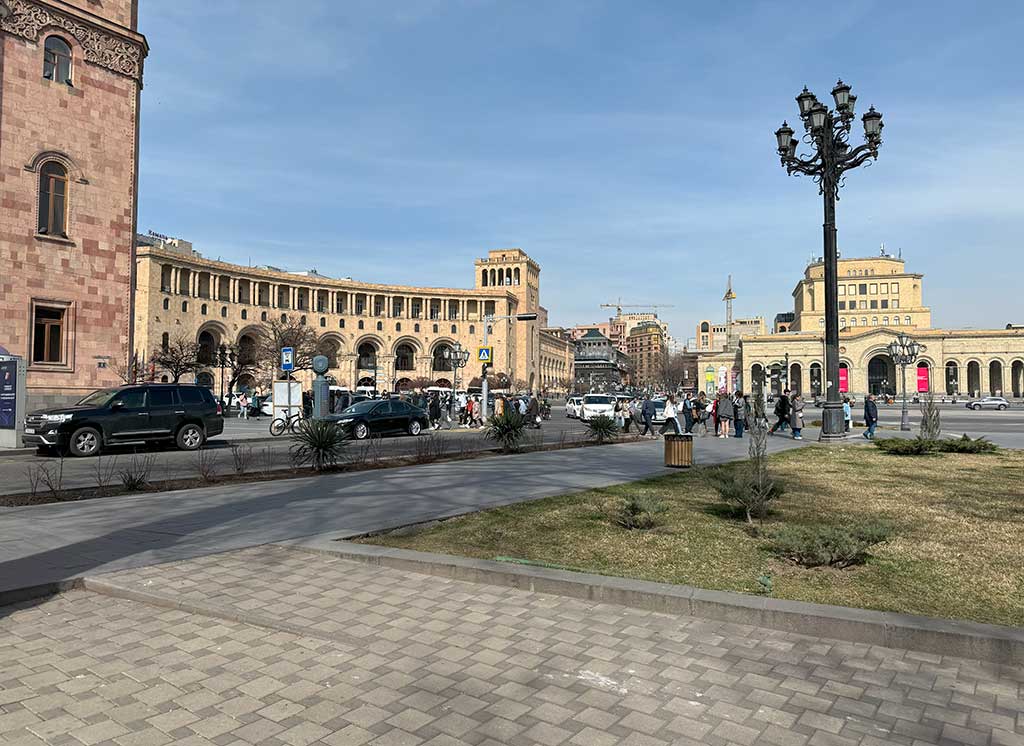 Top Tips for Navigating Yerevan Transport